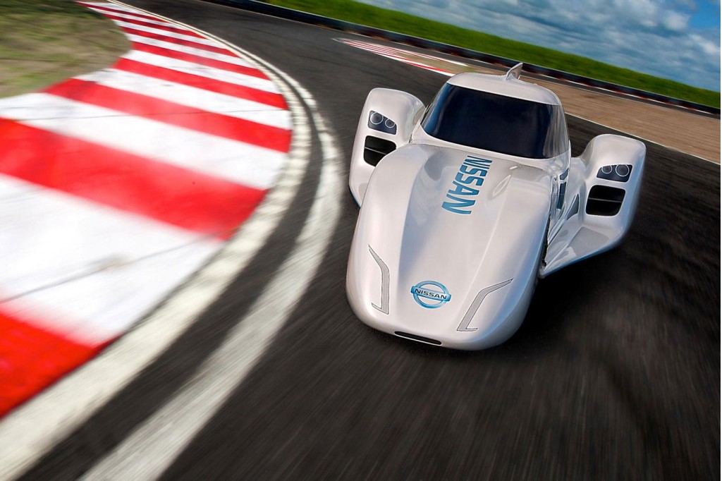 A Nissan Revela os Planos do Protótipo do Carro de Corrida Elétrico Mais  Rápido do Mundo para Le Mans